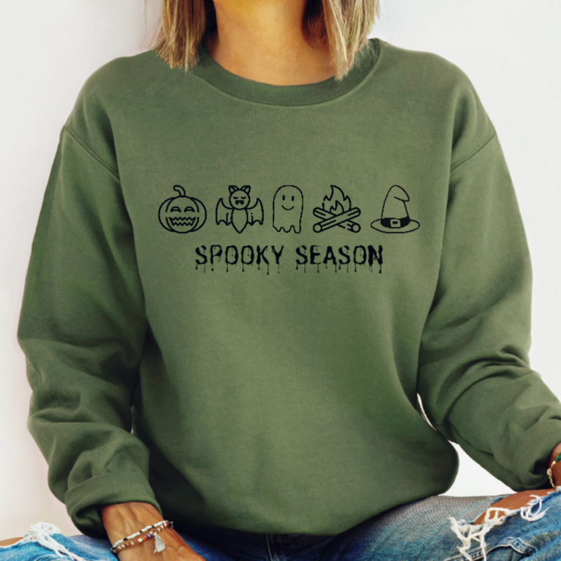 SPOOKY SEASON CREWNECK-BLK PRINT